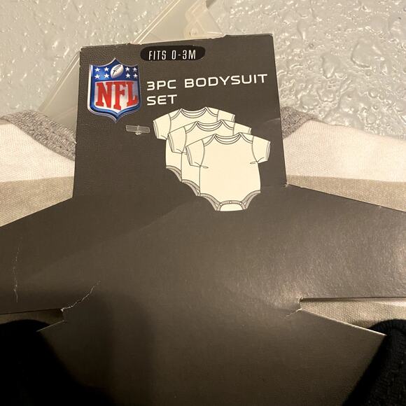 Newborn NY Jets Bodysuits NWT 0–3 Months – 2-Pack Short Sleeve NFL Baby Fan Gear - Picture 4 of 6